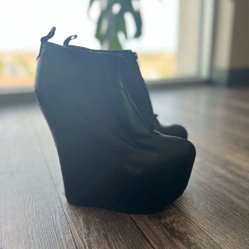 Jeffrey Campbell Wedge Bootie Black Leather with front zip, size 9.5
